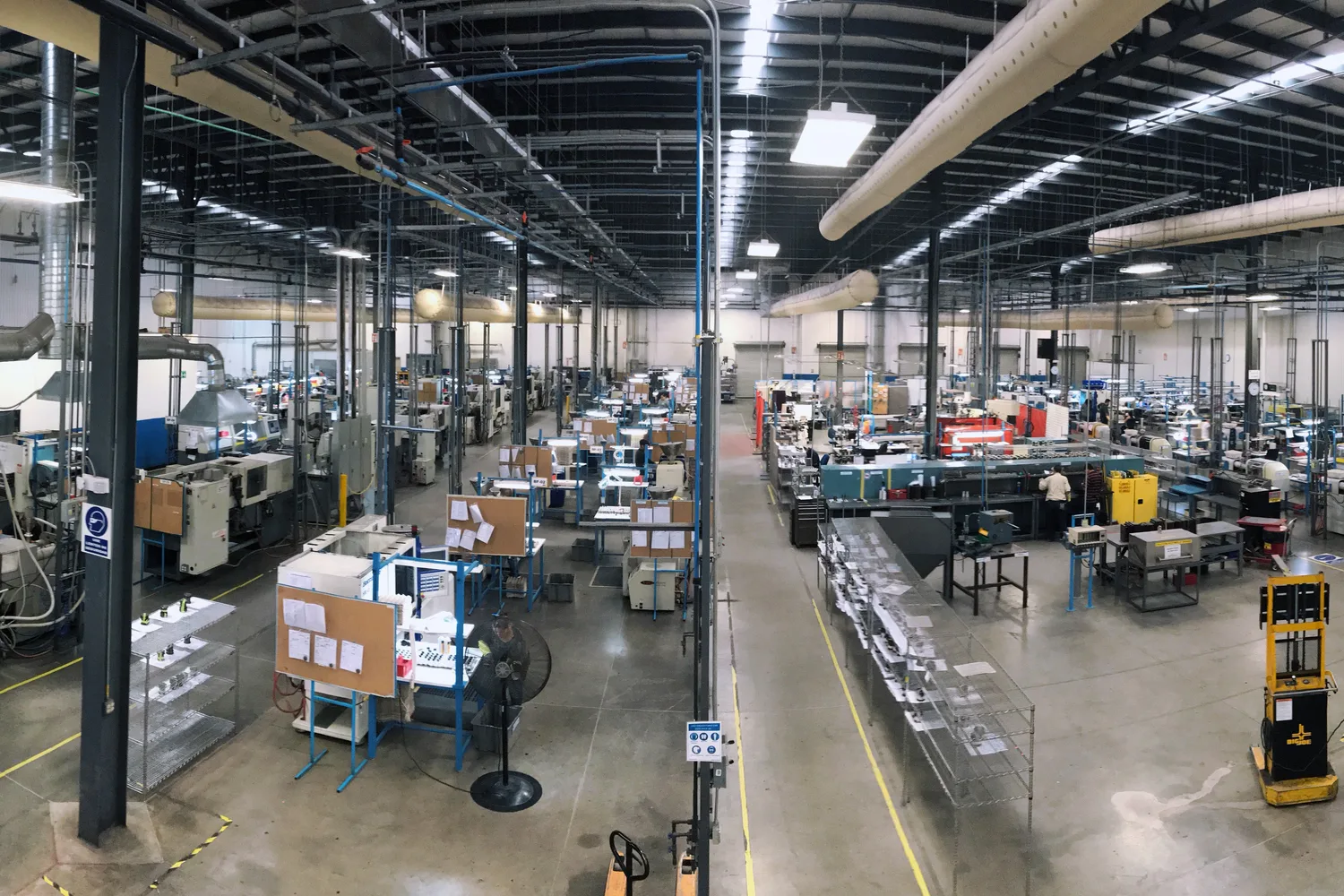 Conesys molding floor